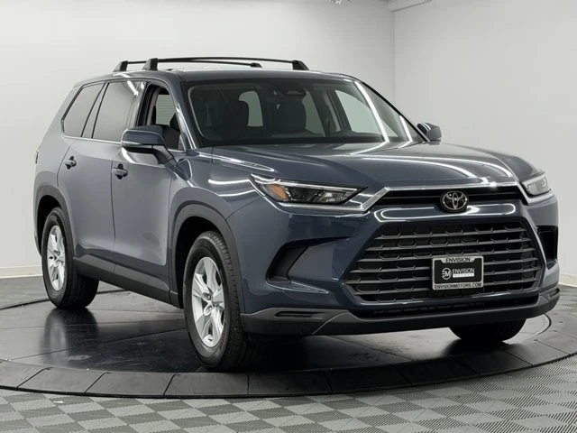 2026 Toyota Highlander - Image 6 of 12