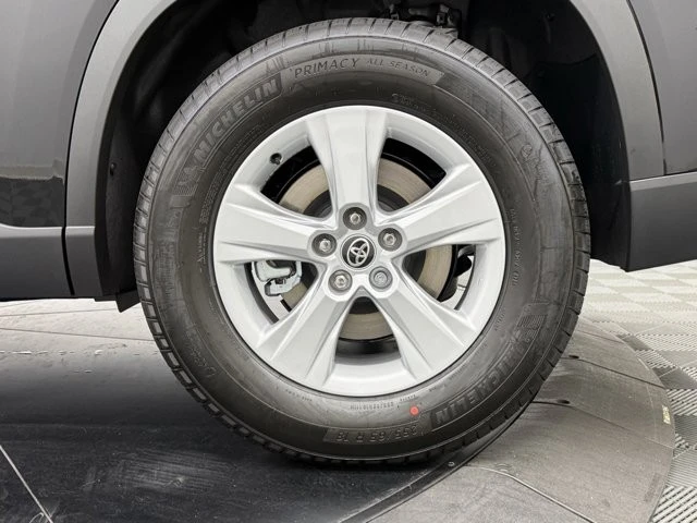 2026 Toyota Highlander - Image 12 of 12