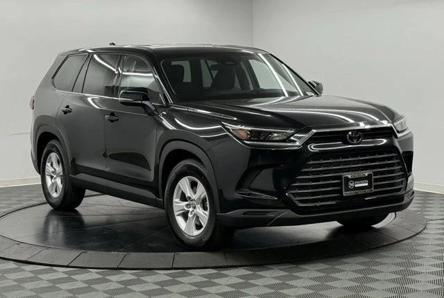 2026 Toyota Highlander - Image 5 of 12