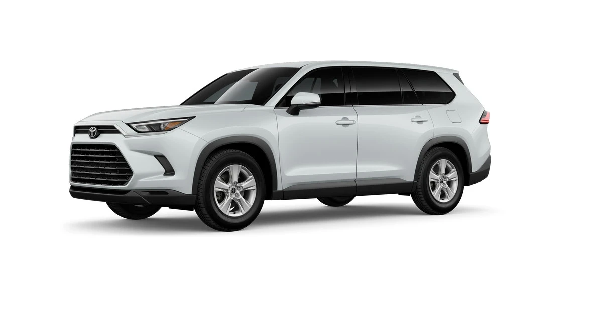 2026 Toyota Highlander - Image 2 of 8