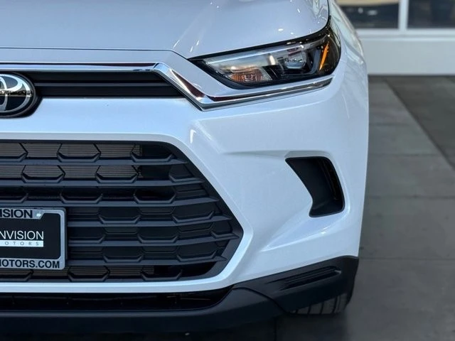 2026 Toyota Highlander - Image 5 of 12
