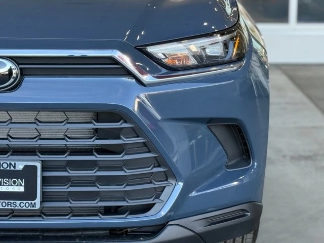 2026 Toyota Highlander - Image 5 of 12