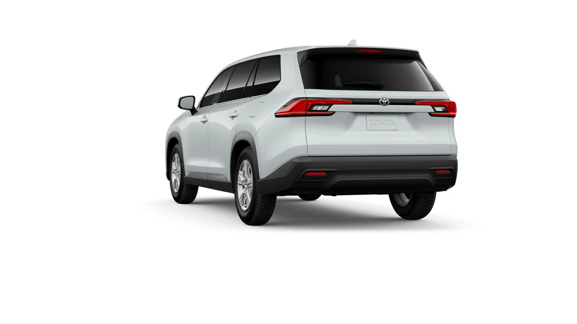 2026 Toyota Highlander - Image 4 of 8