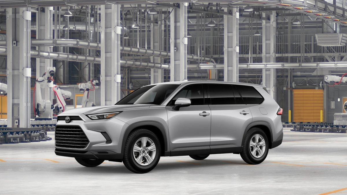 2026 Toyota Highlander - Image 9 of 10