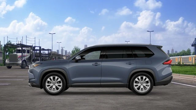 2026 Toyota Highlander - Image 4 of 20