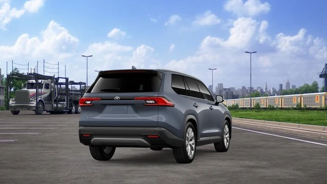 2026 Toyota Highlander - Image 9 of 20