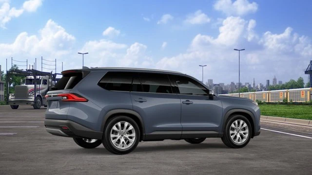 2026 Toyota Highlander - Image 11 of 20