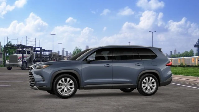 2026 Toyota Highlander - Image 3 of 20