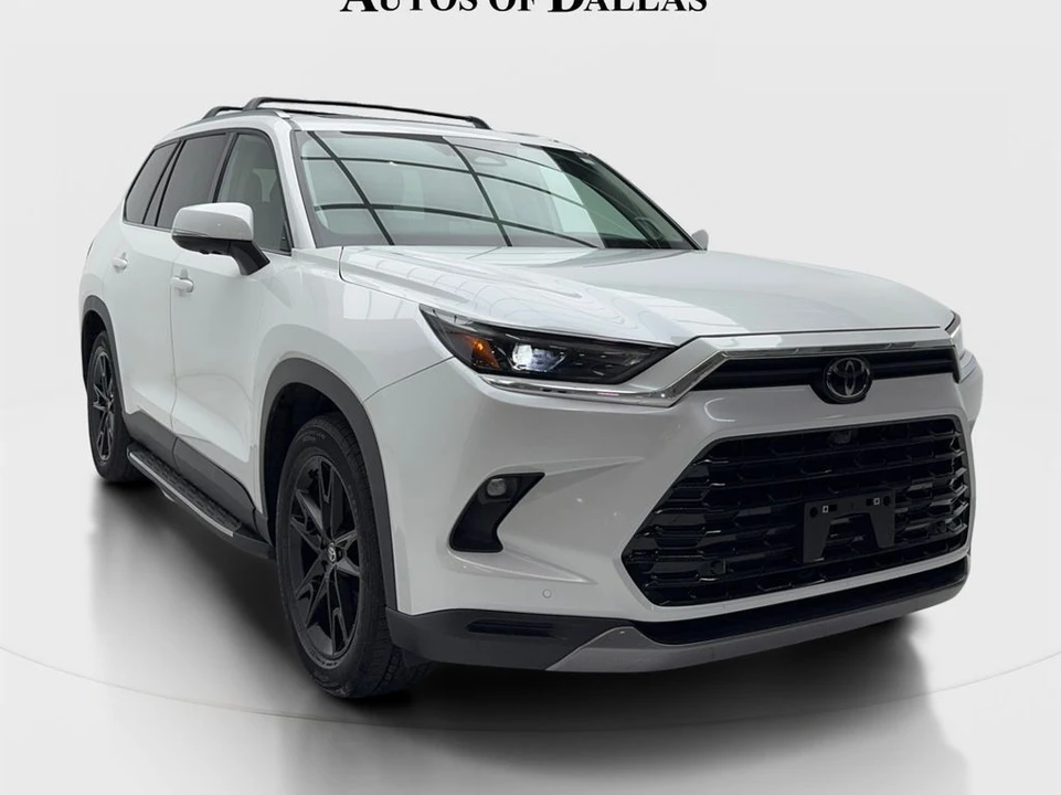 2026 Toyota Highlander - Image 3 of 31