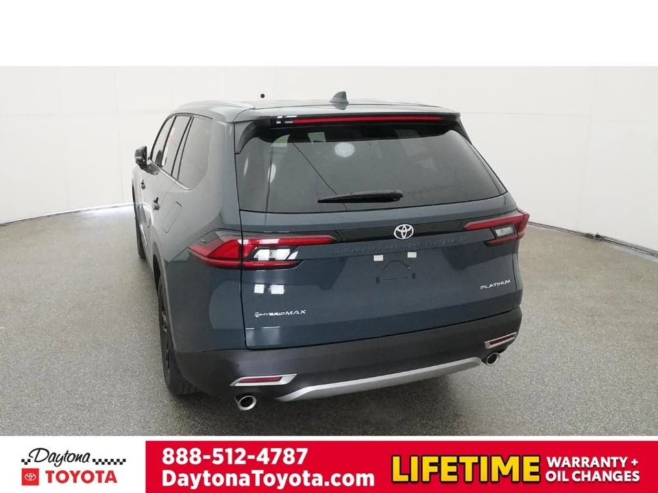 2026 Toyota Highlander - Image 6 of 12