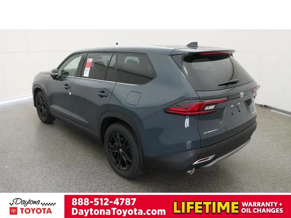 2026 Toyota Highlander - Image 5 of 12