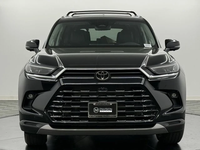 2026 Toyota Highlander - Image 3 of 12