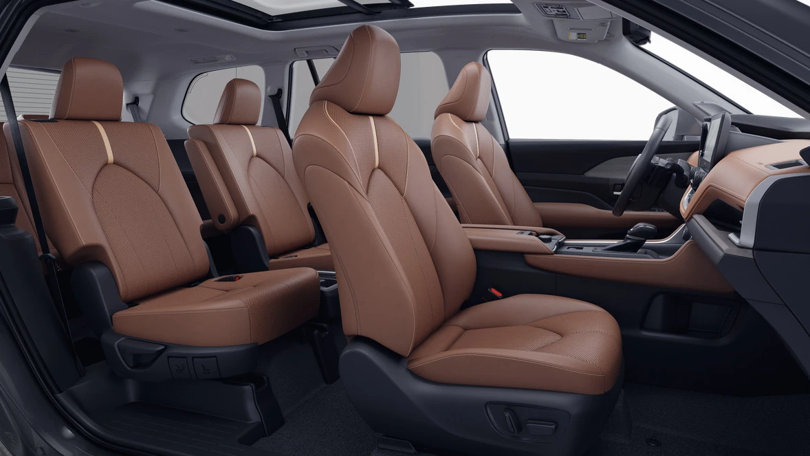 2026 Toyota Highlander - Image 6 of 10