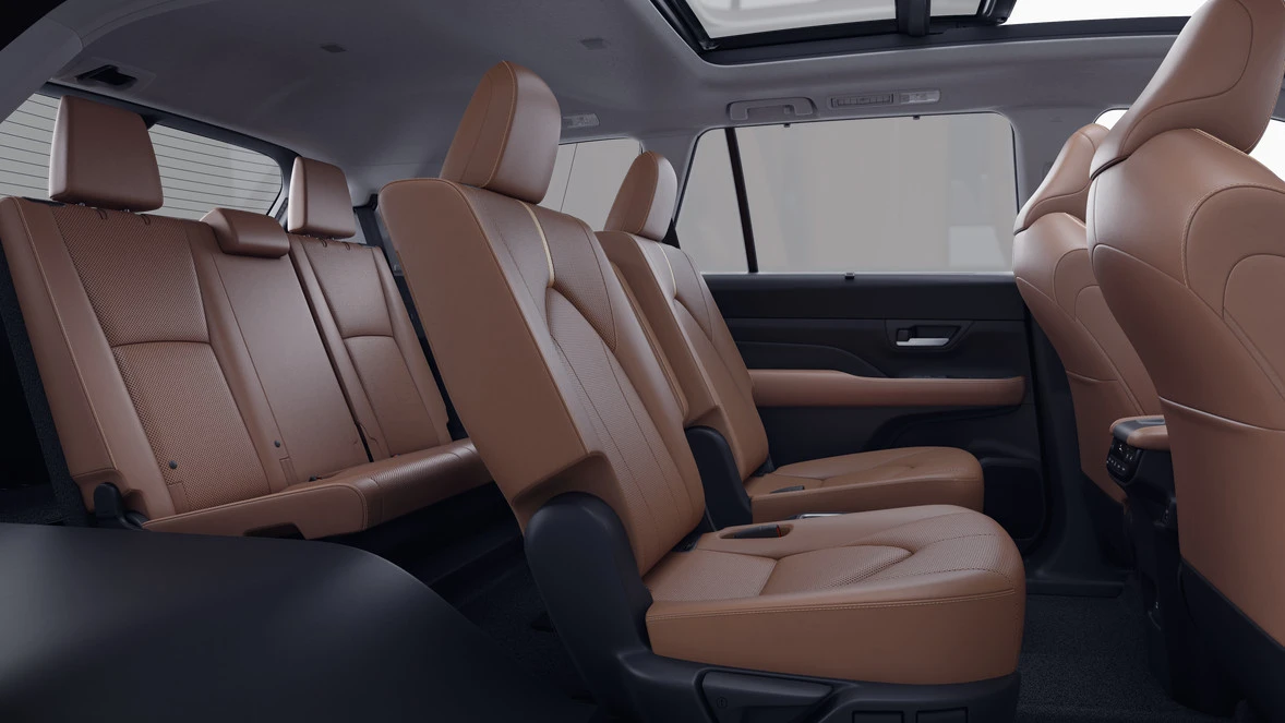 2026 Toyota Highlander - Image 7 of 8