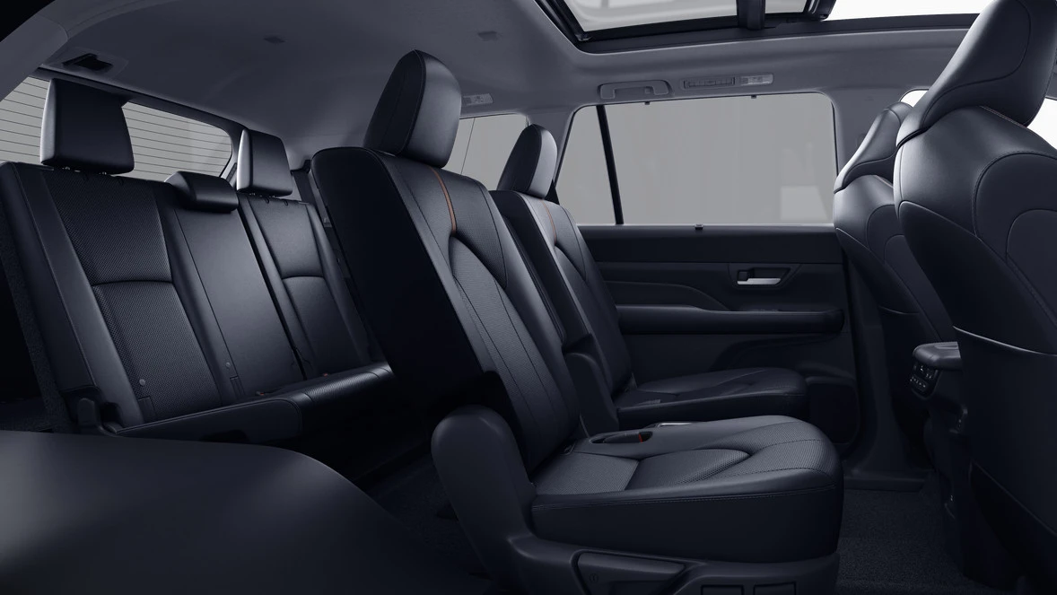 2026 Toyota Highlander - Image 7 of 8