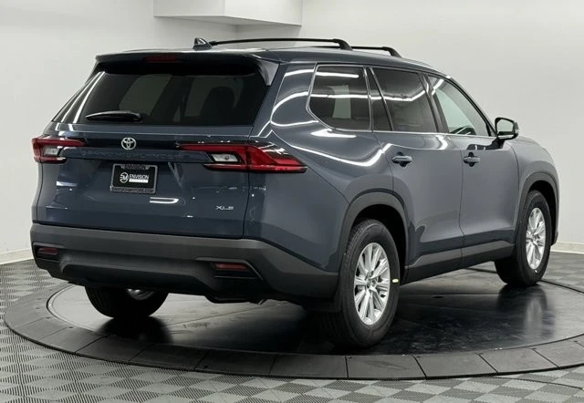 2026 Toyota Highlander - Image 6 of 12