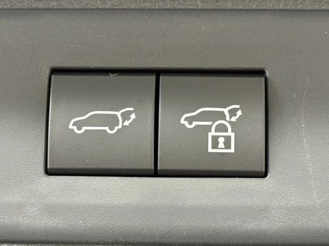 2026 Toyota Highlander - Image 12 of 12