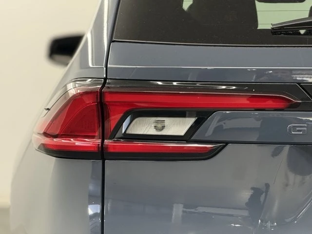 2026 Toyota Highlander - Image 9 of 12