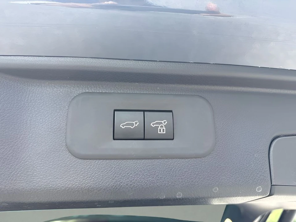 2026 Toyota Highlander - Image 29 of 31