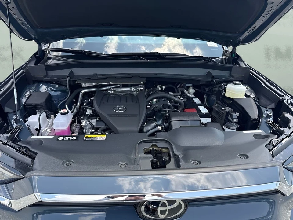 2026 Toyota Highlander - Image 30 of 31