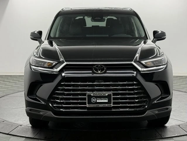 2026 Toyota Highlander - Image 3 of 12