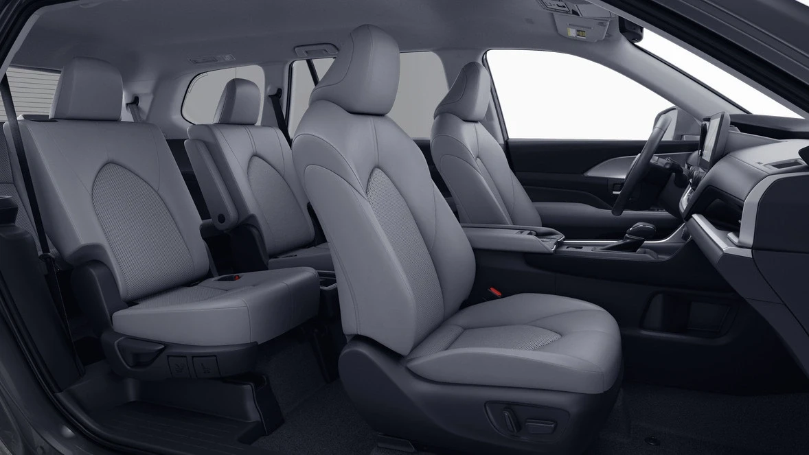 2026 Toyota Highlander - Image 6 of 8