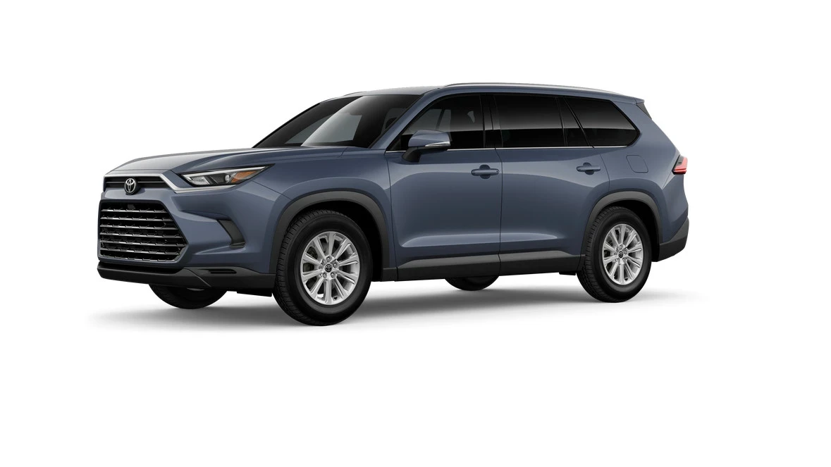 2026 Toyota Highlander - Image 2 of 8