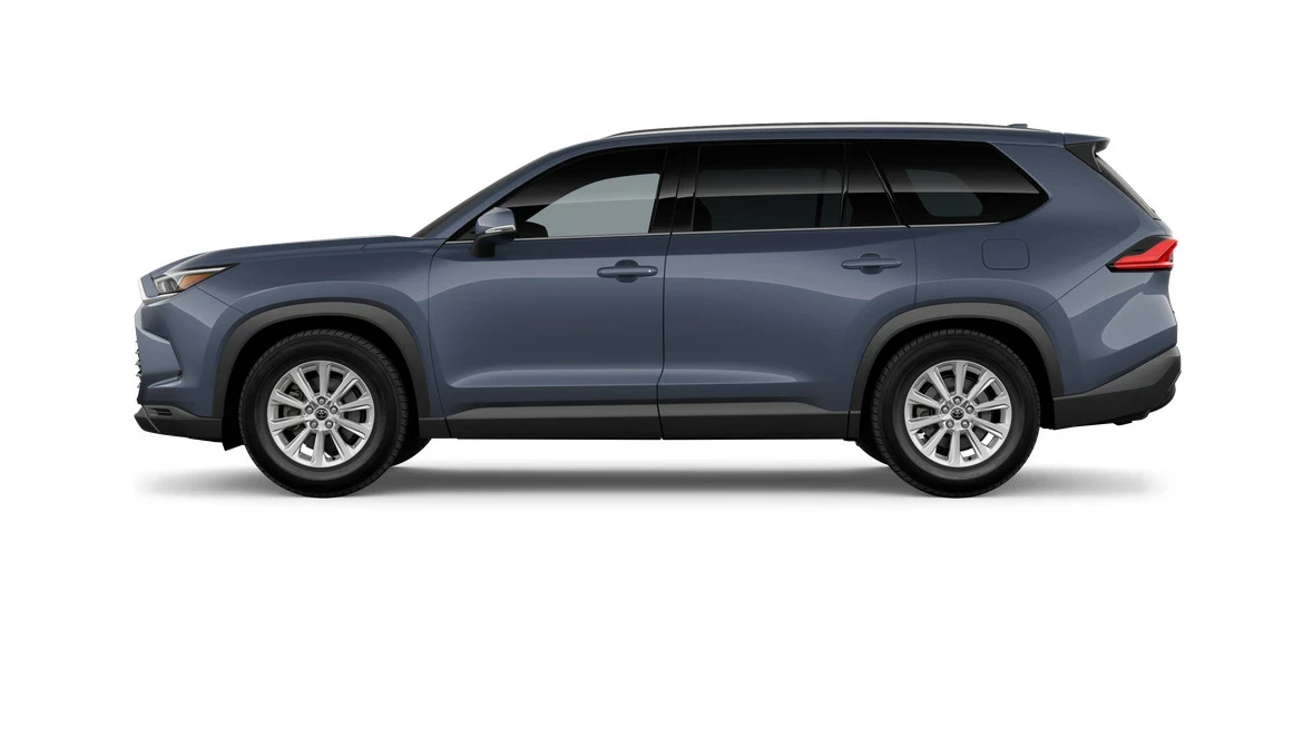 2026 Toyota Highlander - Image 3 of 8