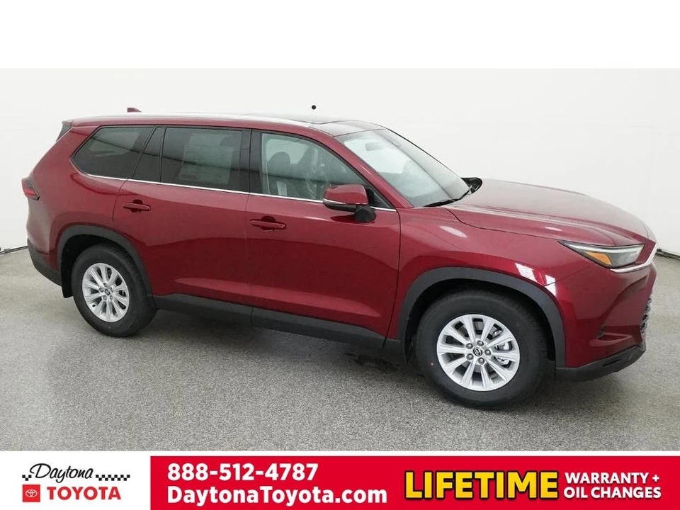 2026 Toyota Highlander - Image 12 of 12