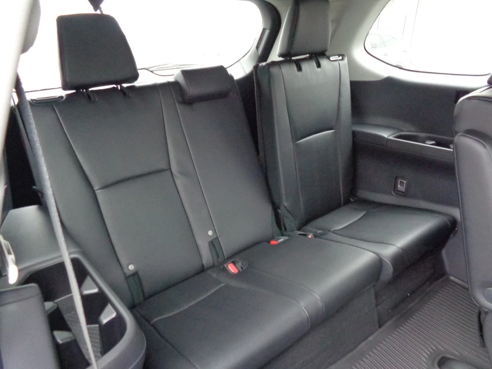 2026 Toyota Highlander - Image 17 of 21