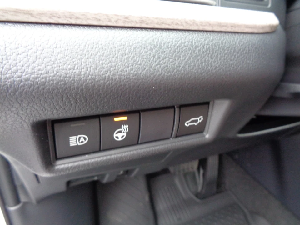 2026 Toyota Highlander - Image 13 of 21