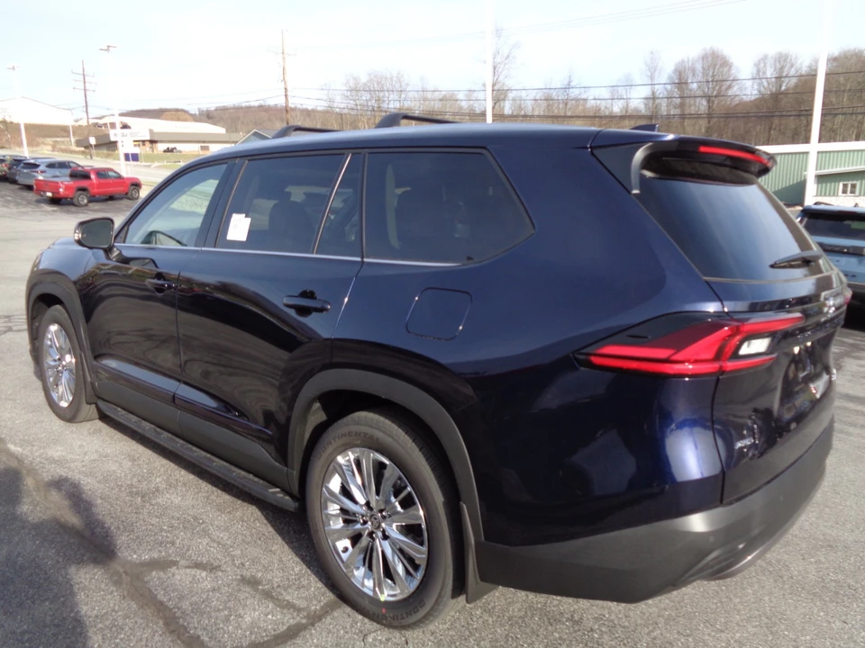 2026 Toyota Highlander - Image 6 of 21