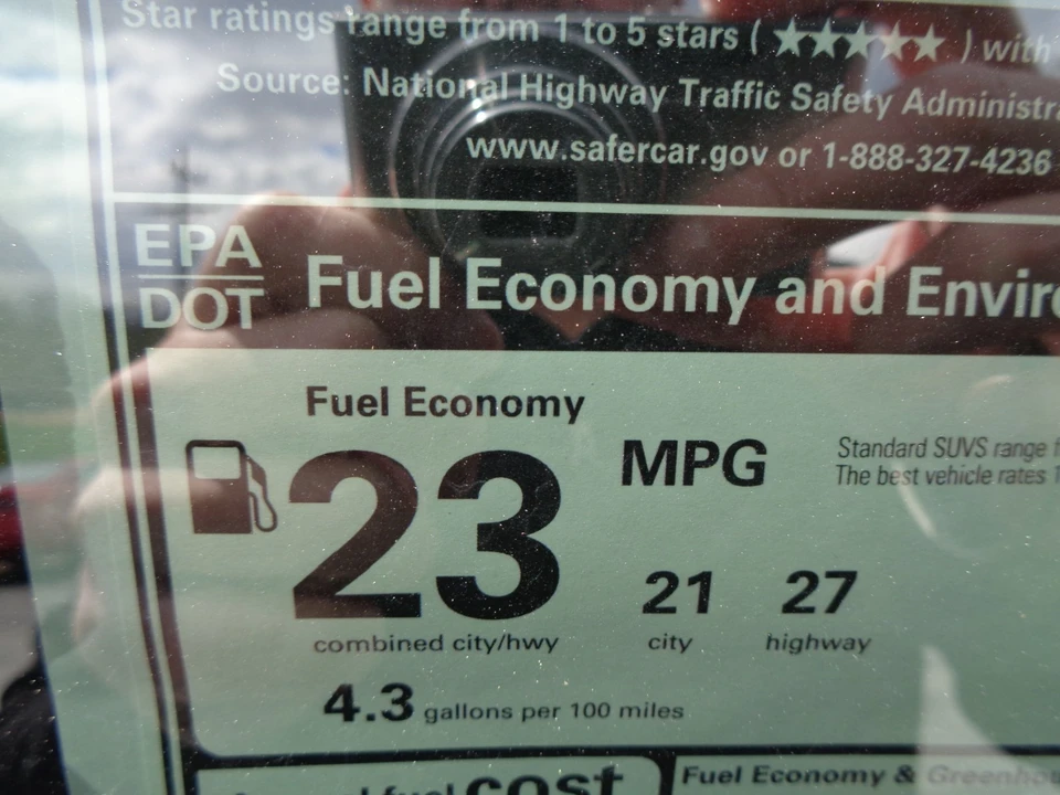 2026 Toyota Highlander - Image 20 of 21