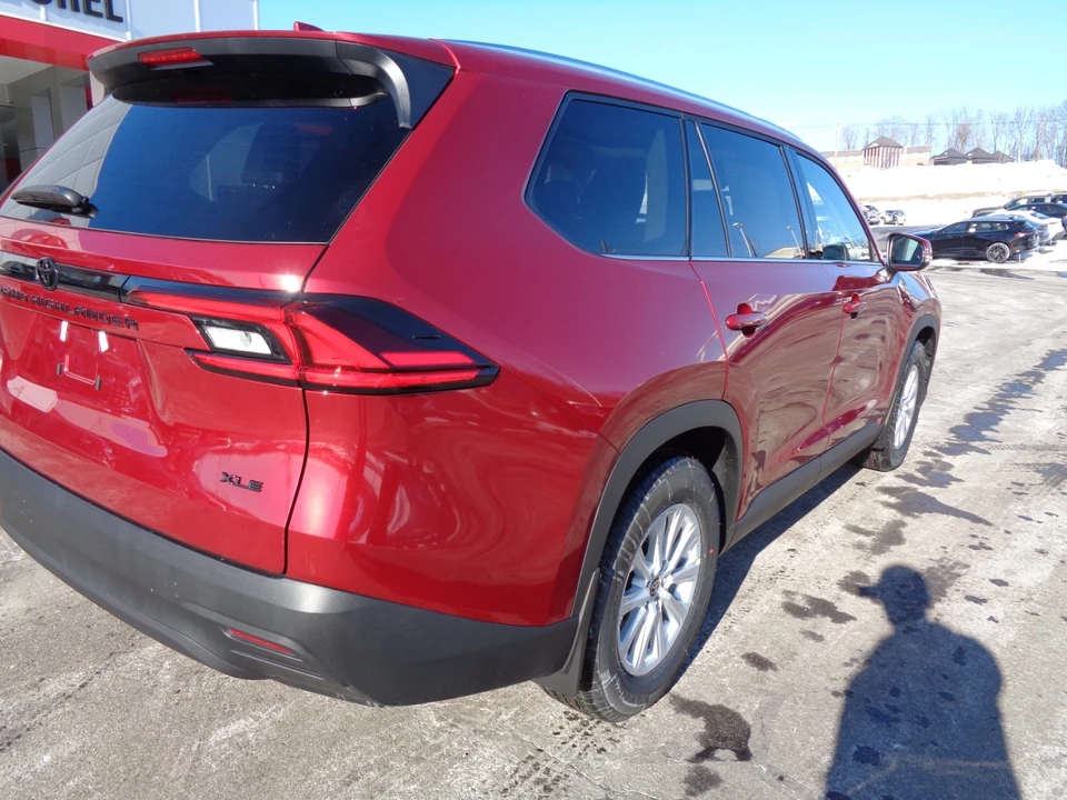2026 Toyota Highlander - Image 4 of 21