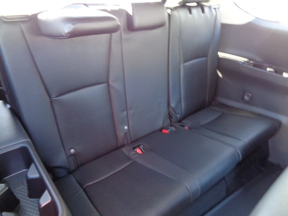 2026 Toyota Highlander - Image 19 of 21