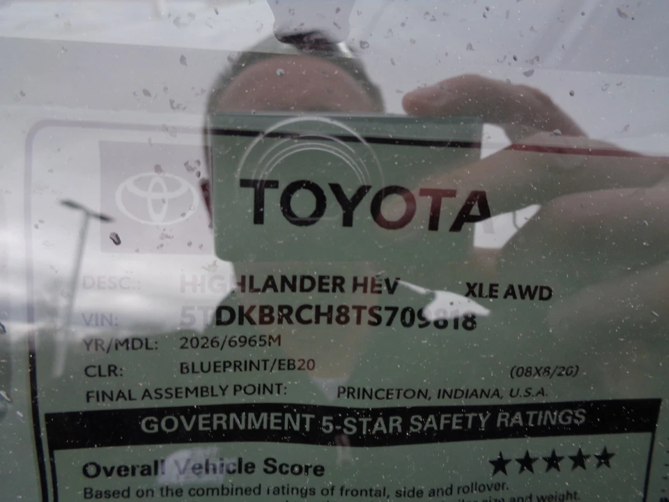 2026 Toyota Highlander - Image 21 of 21