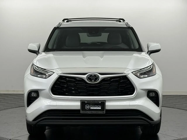 2026 Toyota Highlander - Image 3 of 12