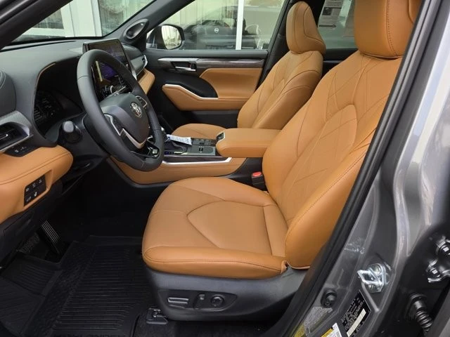 2026 Toyota Highlander - Image 11 of 12