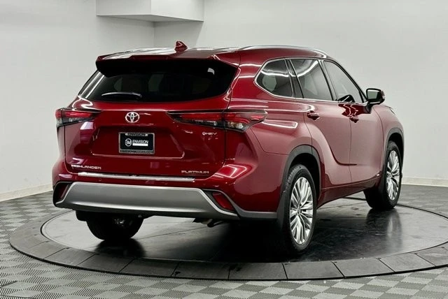 2026 Toyota Highlander - Image 8 of 21