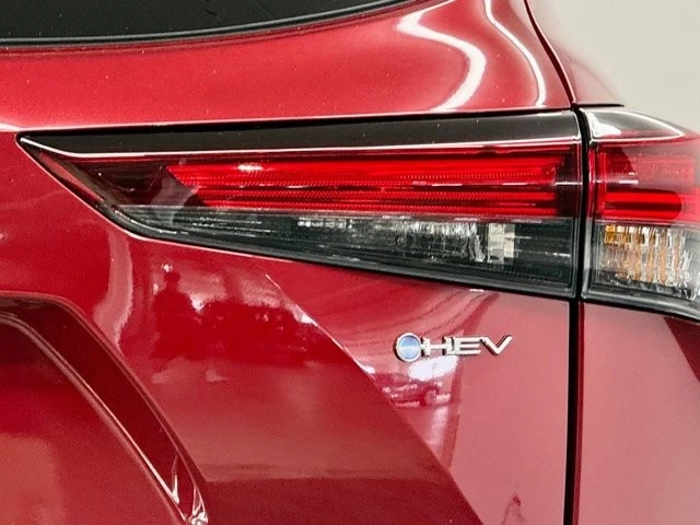 2026 Toyota Highlander - Image 12 of 21
