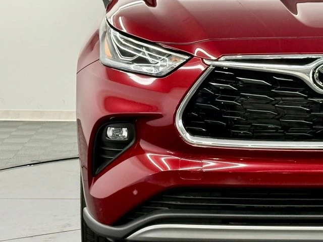 2026 Toyota Highlander - Image 7 of 21