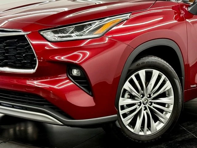 2026 Toyota Highlander - Image 4 of 21