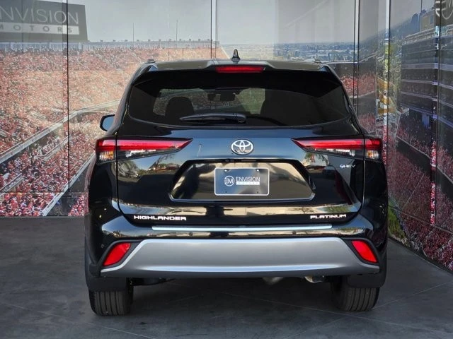 2026 Toyota Highlander - Image 7 of 29