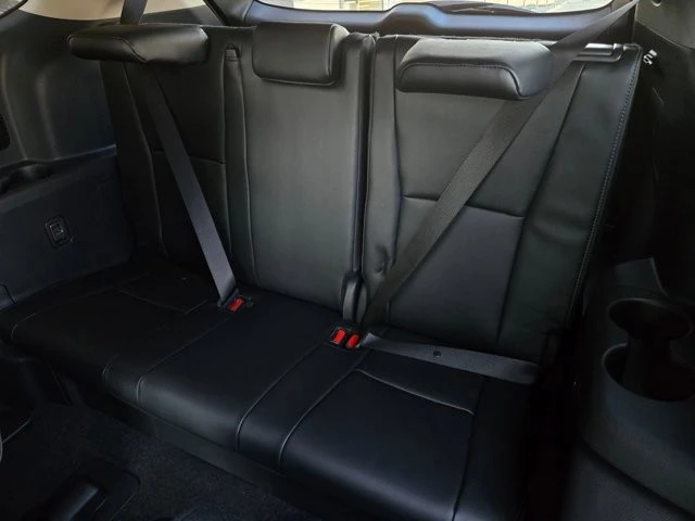 2026 Toyota Highlander - Image 11 of 29