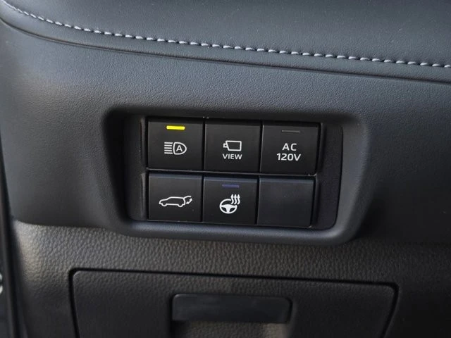 2026 Toyota Highlander - Image 25 of 29