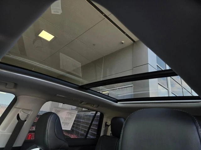 2026 Toyota Highlander - Image 19 of 29