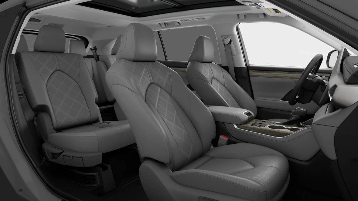 2026 Toyota Highlander - Image 6 of 8