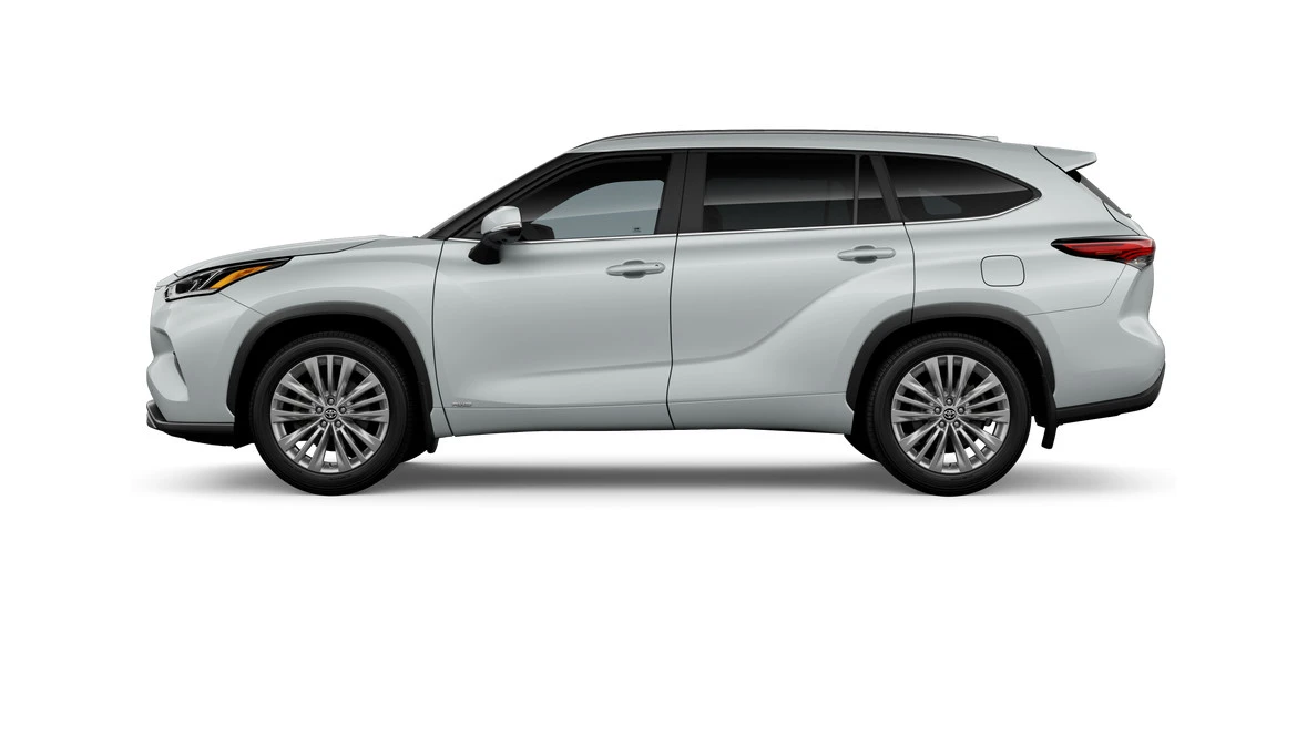 2026 Toyota Highlander - Image 3 of 10