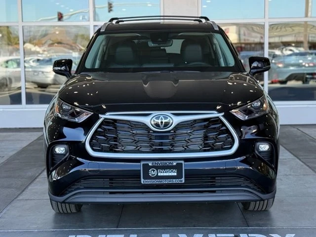 2026 Toyota Highlander - Image 4 of 12