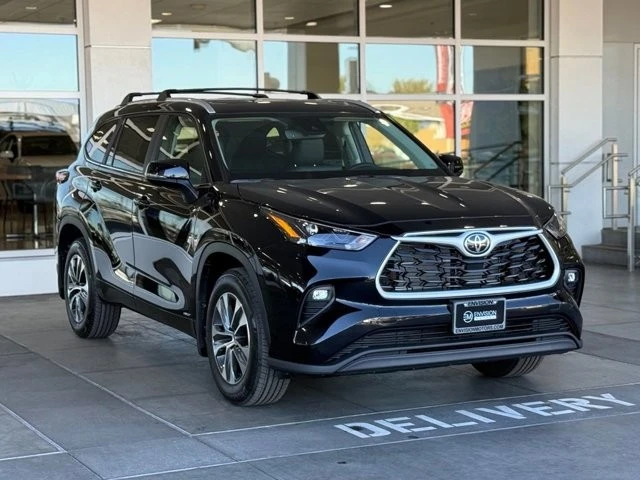 2026 Toyota Highlander - Image 6 of 12
